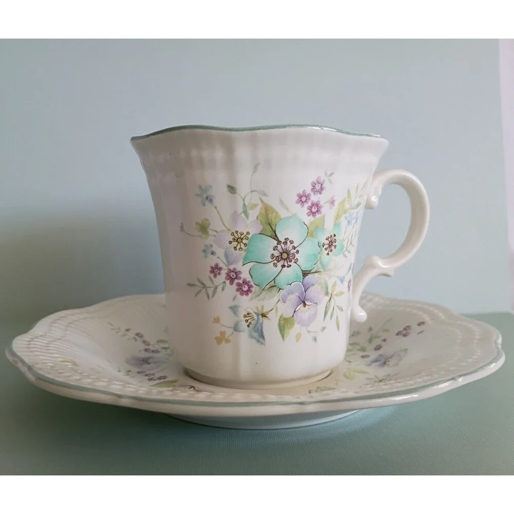Mikasa Allura Chantal Tea Cup & Saucer China DH 902 Discontinued Pattern 1980s